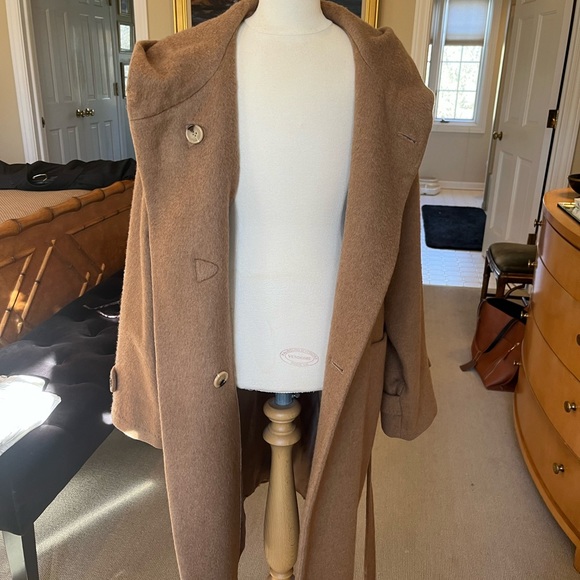 Wool camel coat - Picture 2 of 6